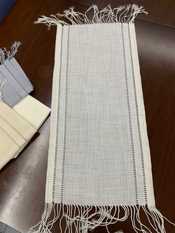 Carmen Çift Sıra Burgu Ajur Detaylı Püsküllü Linen Kumaş Salon Set