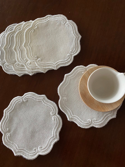 Curly Krem Nakışlı Krem 6 lı Kokteyl Peçetesi