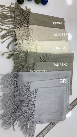 DK 126 Etnik Desen Şablonlu Çift Sıra Ajur Detaylı Burgu Püsküllü Salon Set