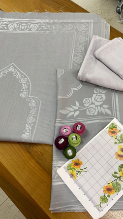 DK 30 Çiçek Şablonlu Rose Seccade, Kare Örtü, El havlusu Set
