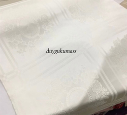 Etamin Boşluklu Masa Örtüsü Kumaşı Kareli Ortası Coco Desen