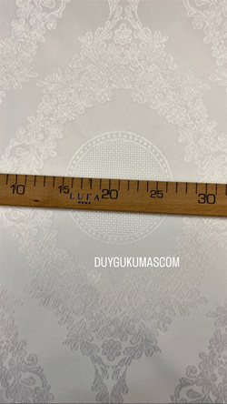 Etamin Boşluklu Naif Desen Dertsiz Masa Örtülük Kumaş