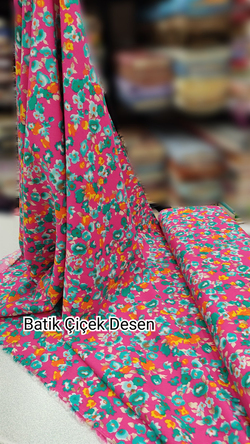 Fuşya Pembe Batik Çiçek Desen Çift En Viskon