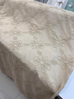 Kapuçino Serpme Papatya Desen Kadife Nakış Detaylı Hera Pike