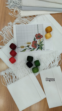 Kırmızı Güller(DK 27) Şablon ve İpler Dahil, Burgu Püsküllü Ajurlu Salon Set