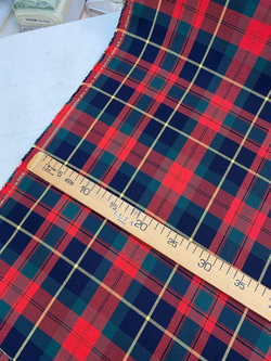 Kırmızı Yeşil İri Kareli Gabardin Kumaş