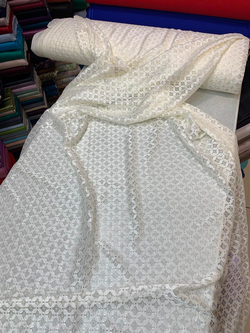 Krem D150 Desen Güpür Kumaş