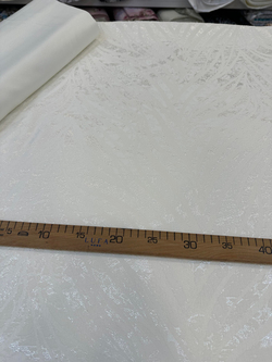 Krem Fancy Desen İpek Şönil Pike