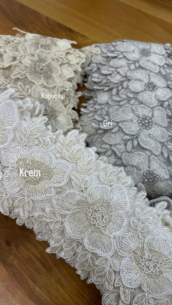 Krem Papatya Detaylı D1750 Desen Fransız Güpürü (1 top)