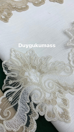 Lidya Desen Fransız Güpürü (1 top)