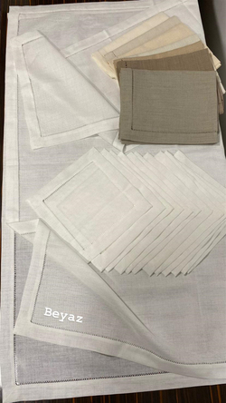Linen Kumaş 12 Kişilik Masa, Peçete ve Runnerdan Oluşan Ajur Detaylı Servis Takımı