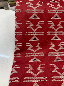 Manusa Kırmızı Geometrik Etnik Desenli Kumaş