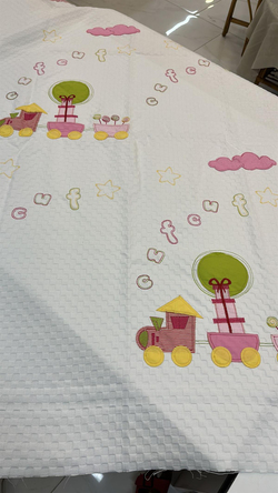 Pembe Neşeli Tren aplikeli Bebek pikesi