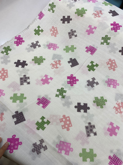 Pembe Puzzle Desenli Müslin Bezi D84