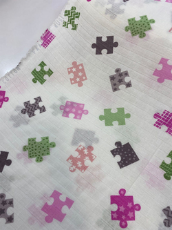 Pembe Puzzle Desenli Müslin Bezi D84