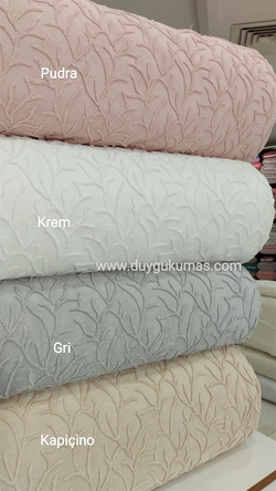 Sarmaşık Desen Kadife Nakışlı Pike Kumaşı