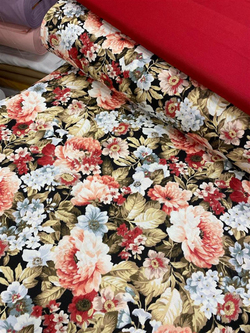 Siyah Çiçek Desenli Duck D635