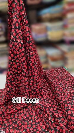 Siyah Zemin Kırmızı Gül Desen Desen Çift En Viskon