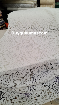Somon Geniş Çiçek Desenli Güpür Kumaş