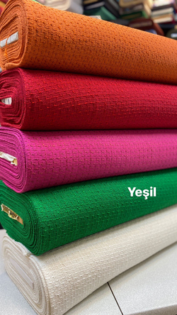 Yeşil Düz Renk Tüvit Kumaş