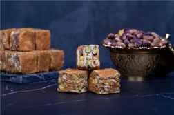 Lotus Bisküvili Antep Fıstıklı Baklava Lokum