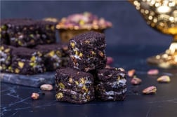 Oreo Bisküvili Antep Fıstıklı Baklava Lokum