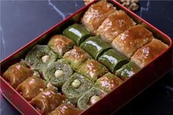 Şükrü Efendi 1935 | Antep Fıstıklı ve Cevizli Karışık Baklava