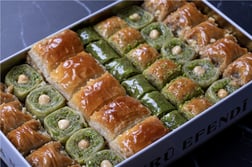 Şükrü Efendi 1935 |Antep Fıstılı ve Cevizli Karışık Spesiyal Baklava