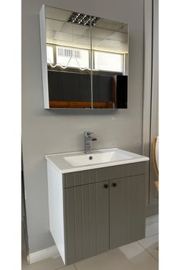 BANYO DOLABI AYNALI CNC İŞLEMELİ MEMBRAN KAPAKLI 65 cm