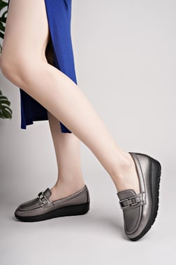 Nesil Shoes Neyna 1042 Platin Dolgu Topuk Kadın Ayakkabı