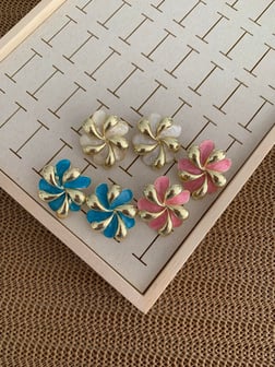 Özel Seri 3 cm Çiçek Plaka  Küpe