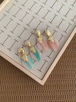 Özel Seri Gold Detaylı Renkli Küpe