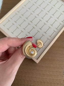 Özel Seri Gold Ortası İncili Deniz Kabuğu Küpe