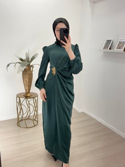 Yeşil Saten Elbise