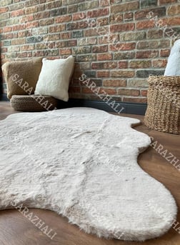 Dekoratif Tavşan Tüyü Post Peluş Kaymaz EKSTRA YUMUŞAK PUFFY PELUŞ KUM BEJİ /SARAZ HALI /  sarazhali.comSARAZ HALIDekoratif Tavşan Tüyü Post Peluş Kaymaz EKSTRA YUMUŞAK PUFFY PELUŞ KUM BEJİ