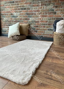 Tavşan Tüyü Post Puffy Kum Beji ULTRA YUMUŞAK HALI TAVŞAN /SARAZ HALI /  sarazhali.comSARAZ HALITavşan Tüyü Post Puffy Kum Beji ULTRA YUMUŞAK HALI TAVŞAN