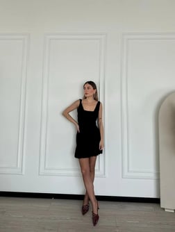 Kadın Sırt Dekolteli Mini Elbise