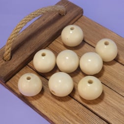 Vernikli Krem Ahşap Boncuk 30 mm İşlenmemiş Ahşap Boncuk 1 Kg