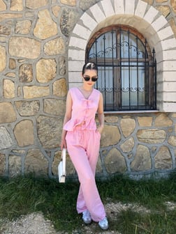 Pembe İp Bağlama Detaylı Yelekli Pantolon Takım