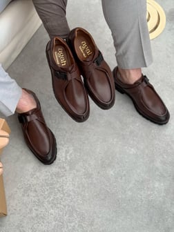 AGAH MODEL KEVIN KAHVE İÇİ DIŞI HAKİKİ DERİ KLASİK AYAKKABI
