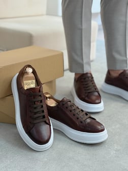 AGAH MODEL LOST TABA SNEAKERS