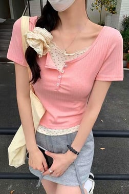 Pembe Düğmeli Ek Parçalı Dantel Yakalı Y2K Kısa Kollu Crop