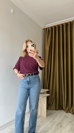 Omuzları Vatkalı Mürdüm Tshirt