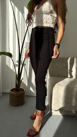 ÖNÜ ÇİMALI SİYAH KUMAŞ PANTALON