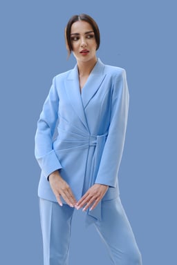 busıness woman- BEBE MAVİİ