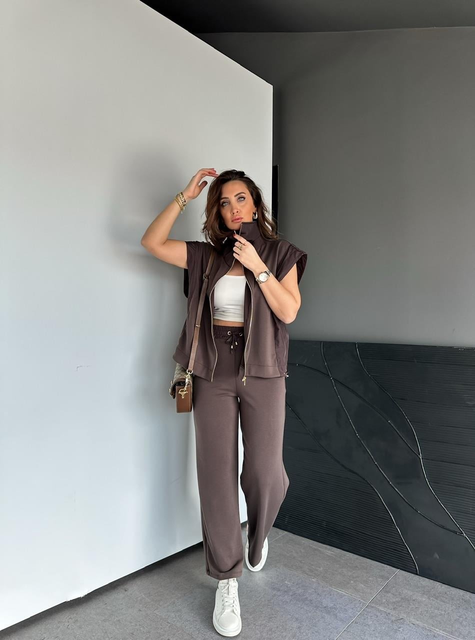 Kahve Paraşüt Detaylı Yelekli Takım