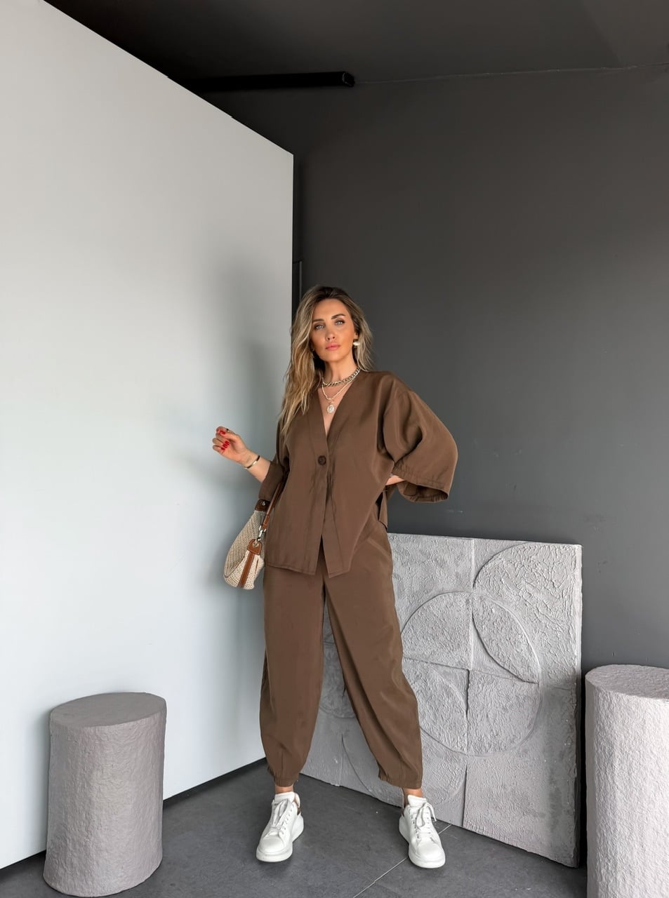 Kahve Tek Düğme Yırtmaçlı Tensel Takım
