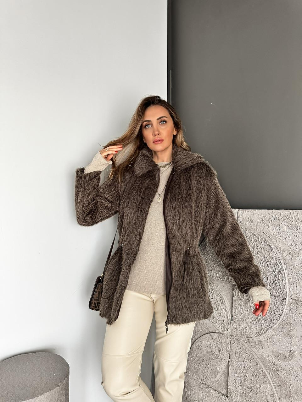 Kahve Tüylü Beli Büzülebilir Mont