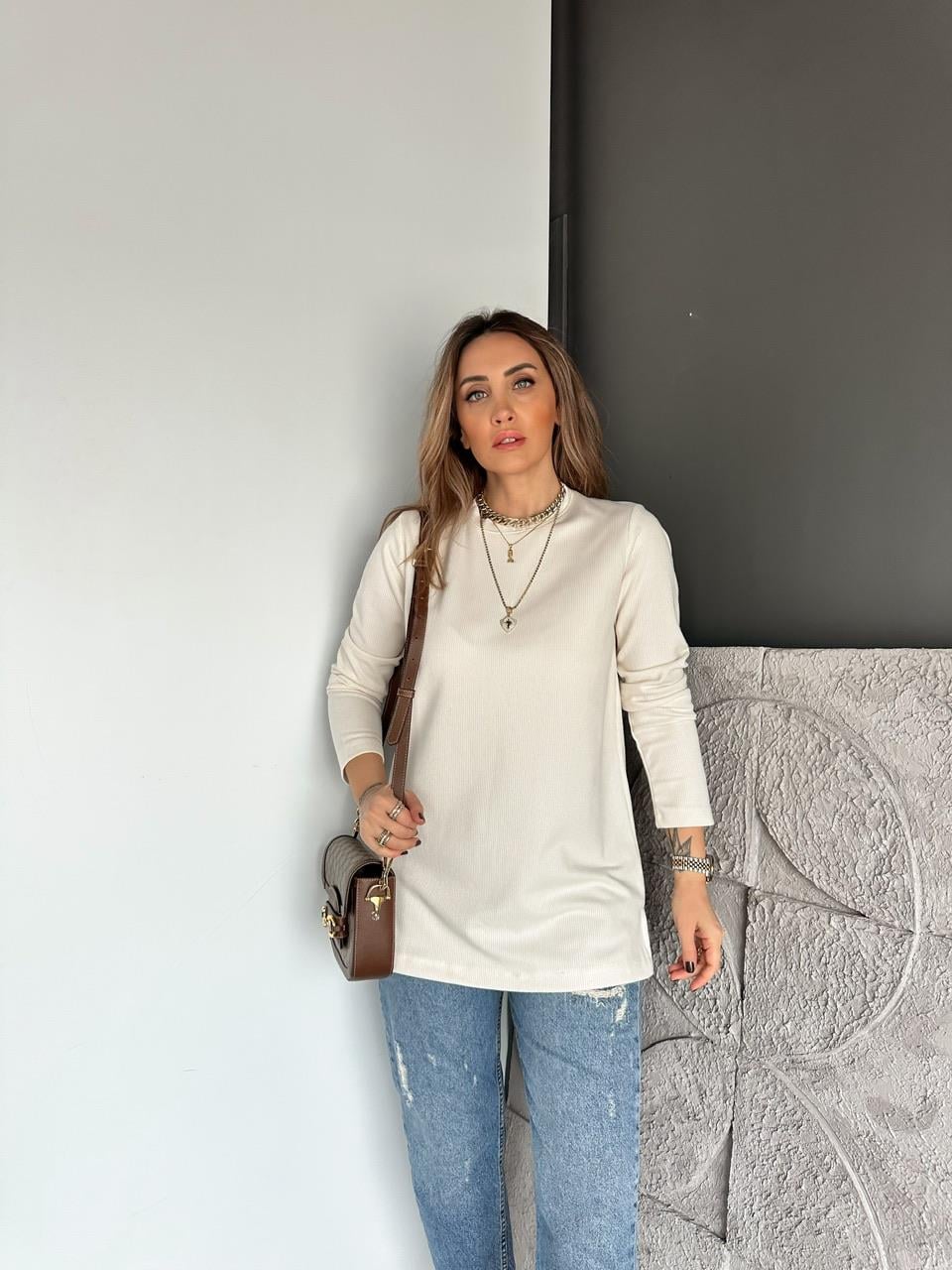 Krem Fitilli Bisiklet Yaka Basic Tshirt