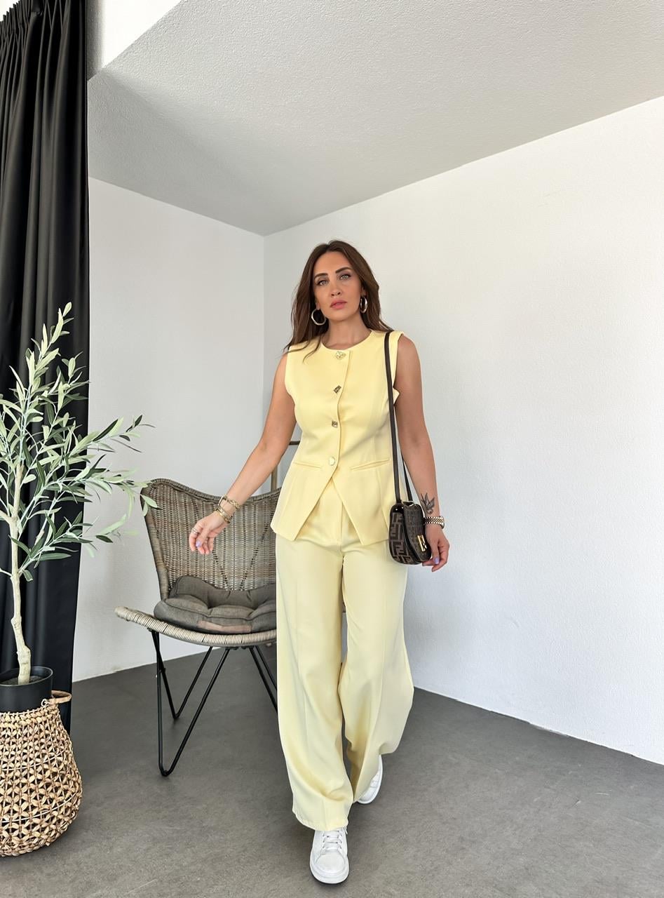 Sarı Gold Düğmeli Yelekli Takım